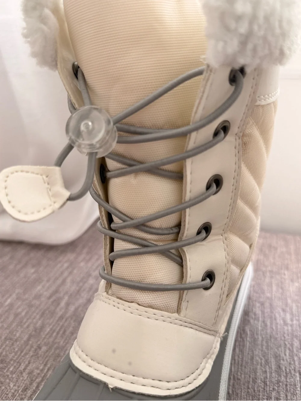 Girl’s Insulated Winter Boot - Ivory and Gray - Size 3